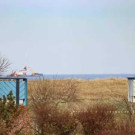 Oewern Diek App 10 Wustrow (Fischland)