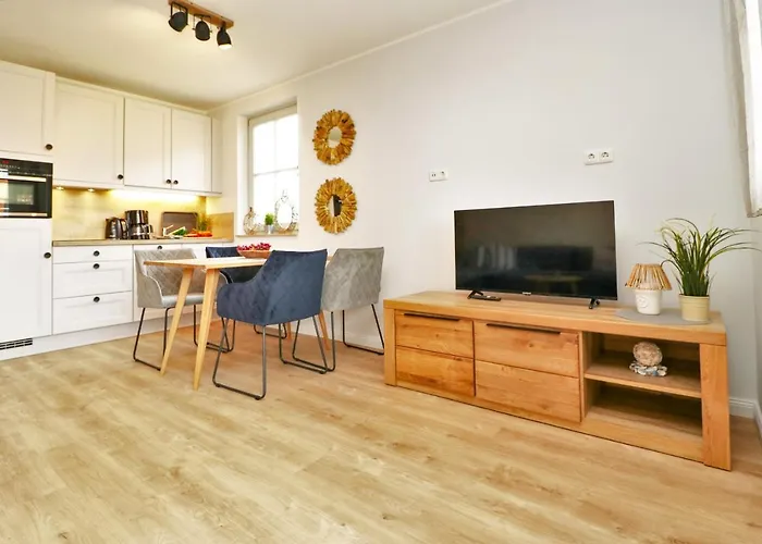 Oewern Diek App 10 * Wustrow (Fischland)